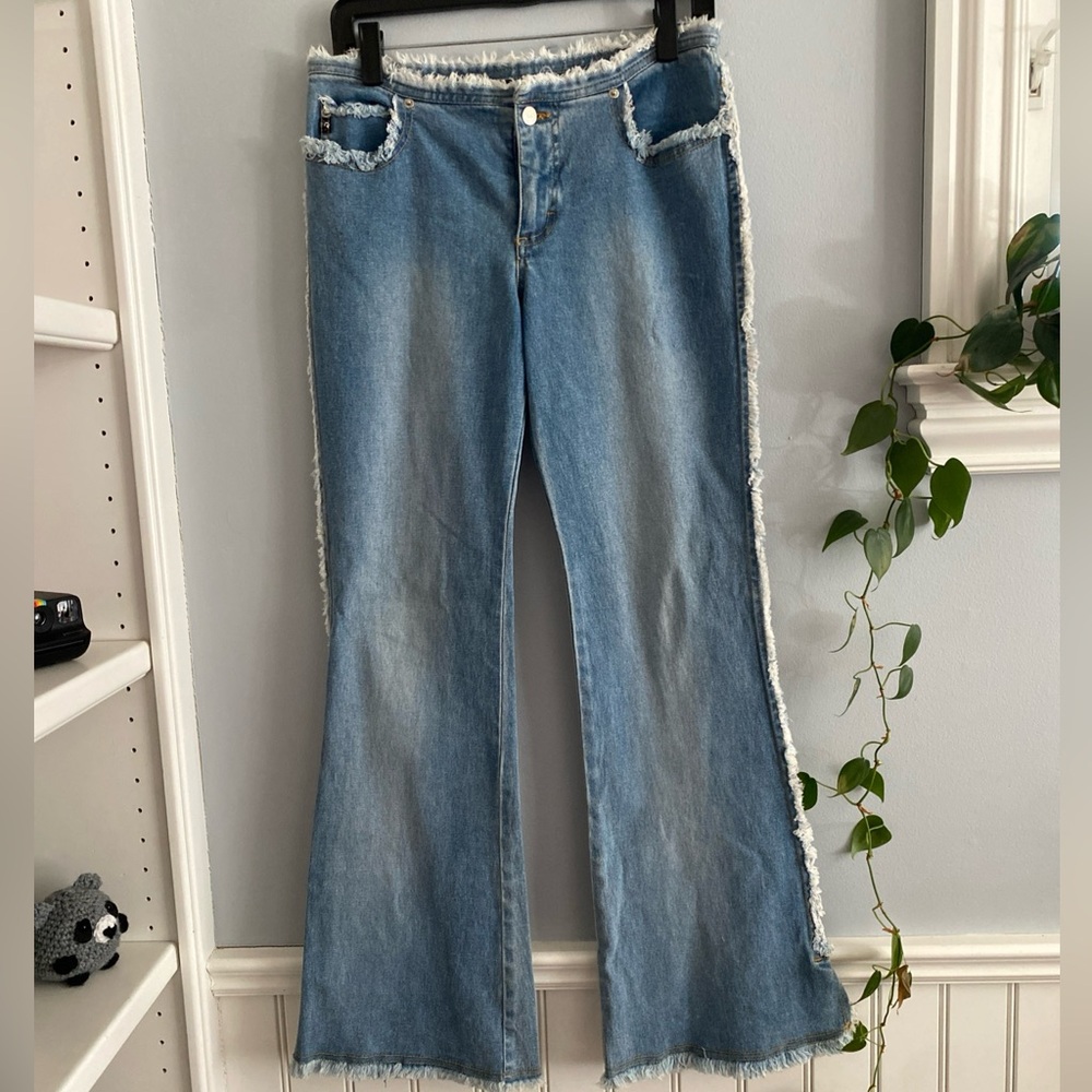 Vintage Boho White Fringe Mudd Yo Low Rise Bootcut Jeans Size 29 Inseam 30